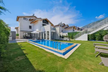 4-Bedroom Holiday Villa with Private Pool, Jacuzzi and Sauna in Ölüdeniz - Ovacık, Fethiye | Comfortable Accommodation