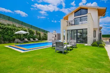 4-Bedroom Holiday Villa with Private Pool, Jacuzzi and Sauna in Ölüdeniz - Ovacık, Fethiye | Comfortable Accommodation
