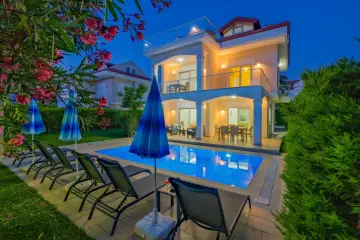 Luxury 4-Bedroom Villa 5 Minutes from Koça Çalış Beach | Private Pool & Jacuzzi