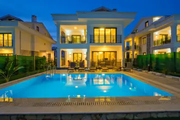 Villa Venna 3 – Holiday Villa with Private Pool for 9 People in Akarca