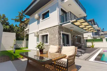 3-Bedroom Holiday Villa with Private Pool in Hisarönü, Fethiye