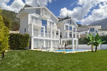 Villa Soli – Comfortable Holiday Villa for 8 People in Ölüdeniz