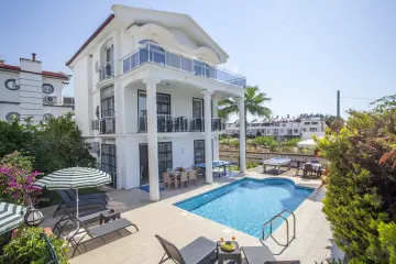Villa Azra for Rent in Çalış, Fethiye – Private Pool, 3 Bedrooms