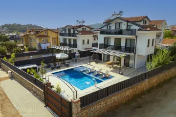 Villa Fullmoon 2 is a holiday villa with a private pool in Fethiye – Hisarönü.