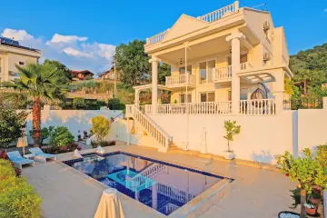 Villa Bianca | Luxury 4+1 Villa with Private Pool Surrounded by Nature