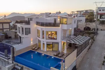 Villa Kübra – Sea View Villa for 8 People in Kalkan