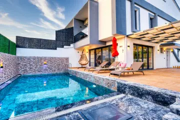 Villa Akasya 1 - Luxury Villa with Private Pool and Jacuzzi in Fethiye Karagedik