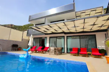 Located in Kalkan Center/Kördere, Villa Kardelen is waiting for you to experience an unforgettable holiday with your loved ones.