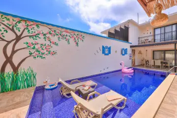 Villa Klas Yiğit is located in Kaş Çukurbağ Village, one of the popular holiday destinations, our villa is a 2-bedroom villa option with an accommodation capacity of 4 people.