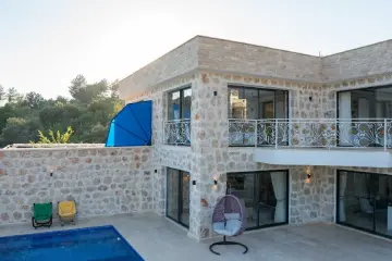 Sheltered Villa in Kalkan Islamlar | 2 Bedroom Private Pool Villa Slim 2