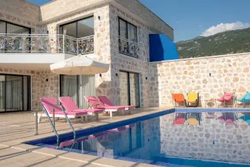 Sheltered Villa in Kalkan Islamlar | 2 Bedroom Private Pool Villa Slim 3