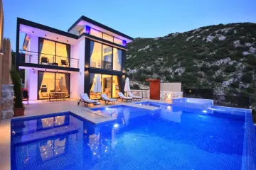 Villa Falez - Private Pool & Jacuzzi Holiday Villa in Kalkan İslamlar