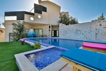 Villa Hill Antik | Sea View Villa with Heated Pool in Kalkan Akbel