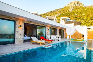 Villa Hill Berlin - Luxury Villa with Private Pool, Jacuzzi & Sea View in Kalkan