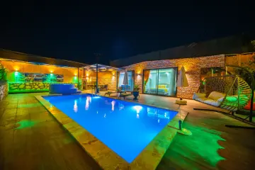 Villa Egemen Çavdır - Private Holiday Villa with Secluded Pool in Kalkan