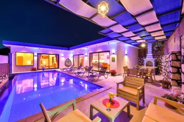 Villa Cancan İslamlar | Honeymoon Villa with Private Pool in Kalkan