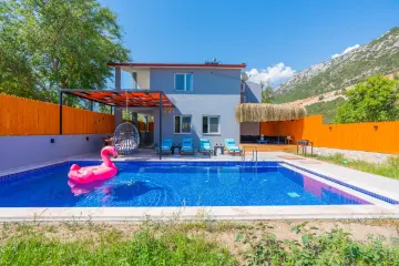 Sheltered Private Pool Villa in Kaş Bezirgan | Villa Mazaka