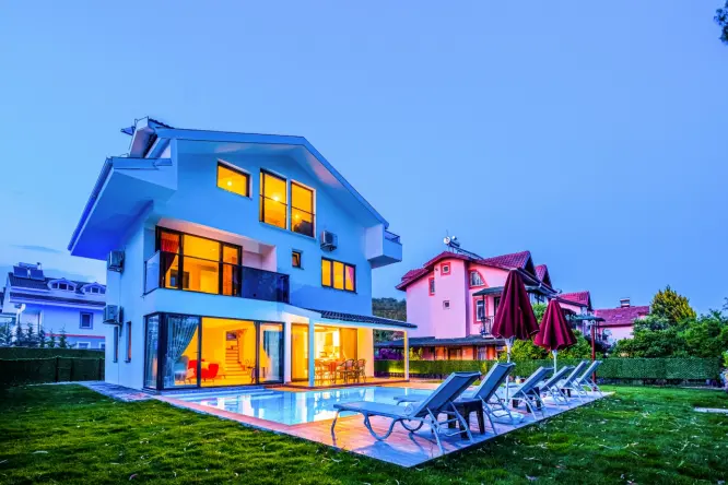 Çalış’ta Özel Havuzlu Villa Lila 2 | 4 Yatak Odalı | Denize Yakın
