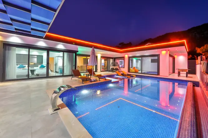 Villa Tayyar | Kalkan İslamlar’da Korunaklı Özel ve Kapalı Havuzlu Villa