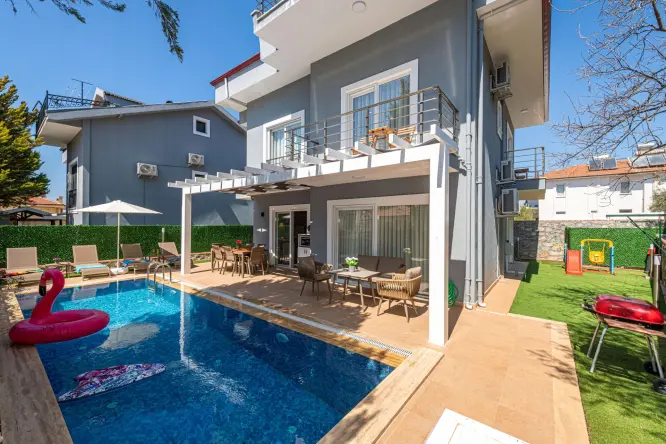 Villa Nexa – Ovacık’ta 5 Yatak Odalı Özel Havuzlu Lüks Villa