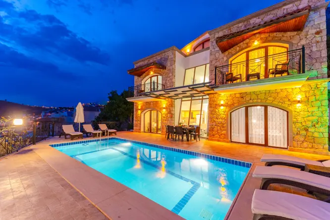 Villa Meltem Kalkan – Deniz Manzaralı 8 Kişilik Özel Havuzlu Villa