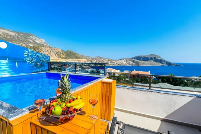 Kalkan'da Deniz Manzaralı Modern Tatil Apartı | Suit Manzara 2 - 4 Kişilik Konaklama