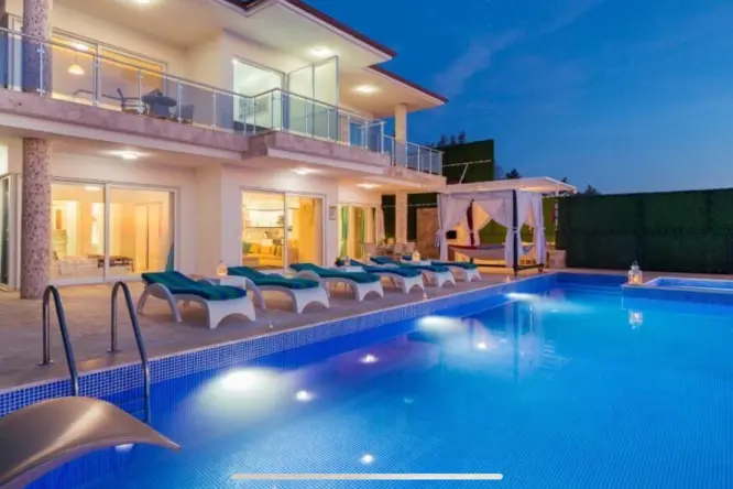 Villa Alvin - Kalkan İslamlar Bölgesinde 6 Kişilik, Deniz Manzaralı Lüks Tatil Villası